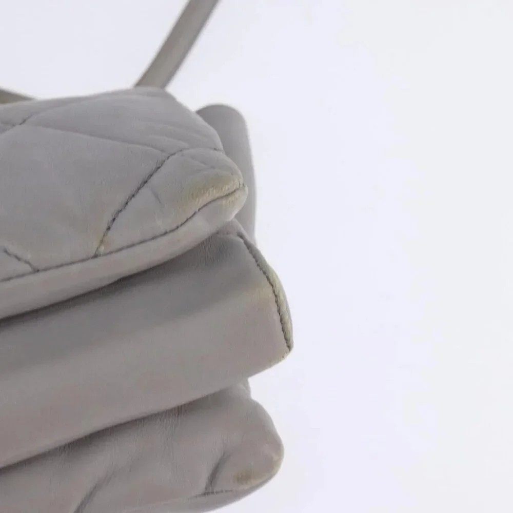 Salvatore Ferragamo Chain Vala Shoulder Bag Leather Gray Gold Auth 147515 - Picture 10 of 16